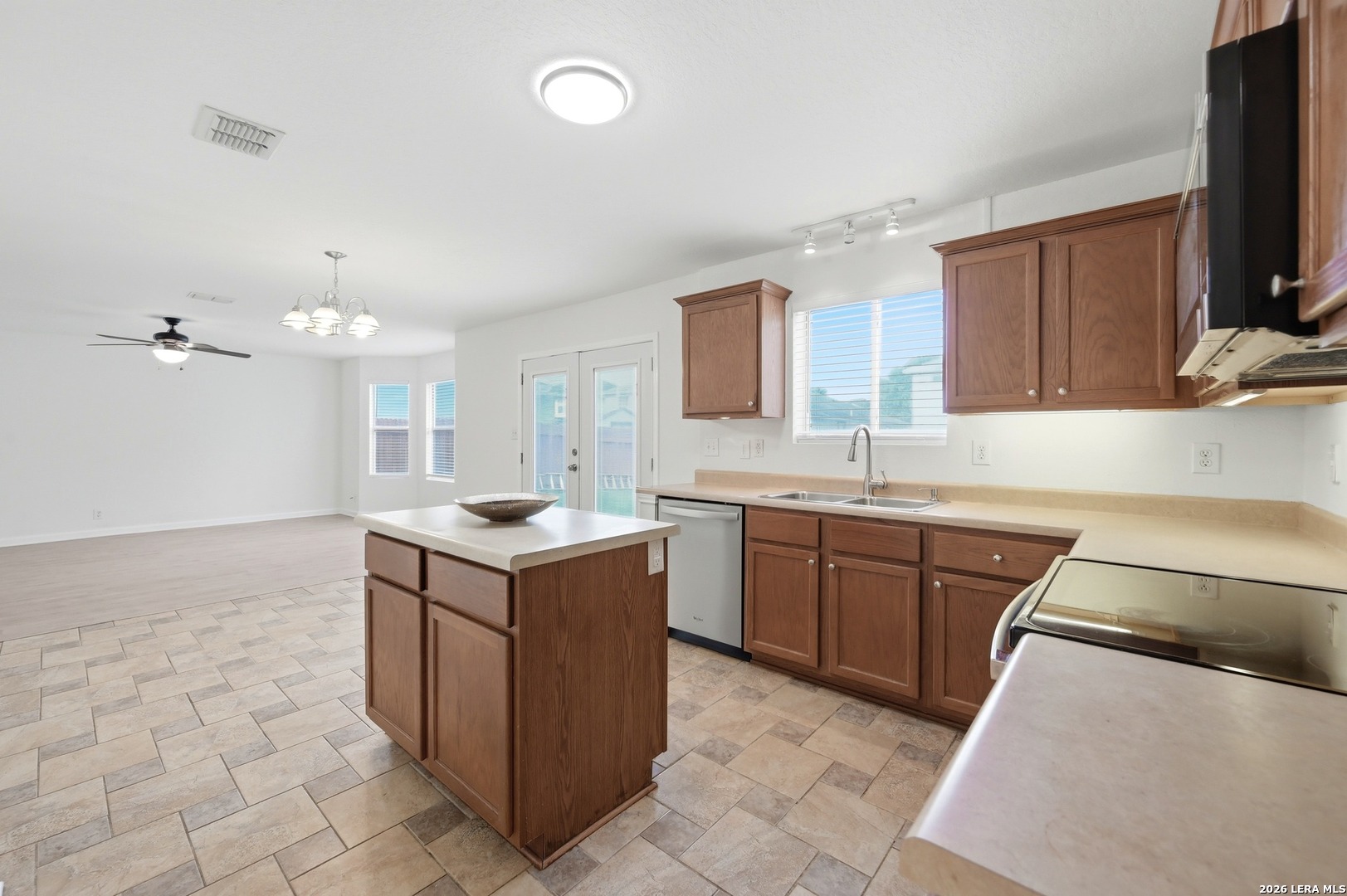 2623 Gato Del Sol San Antonio TX 78245