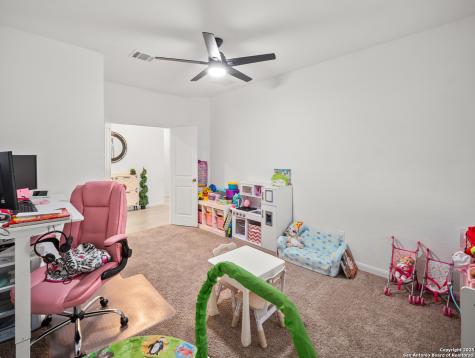 6718 Carlton Crest San Antonio TX 78253