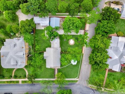 705 E Guenther San Antonio TX 78210