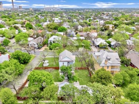 705 E Guenther San Antonio TX 78210