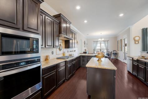 196 Texas Bend Castroville TX 78009