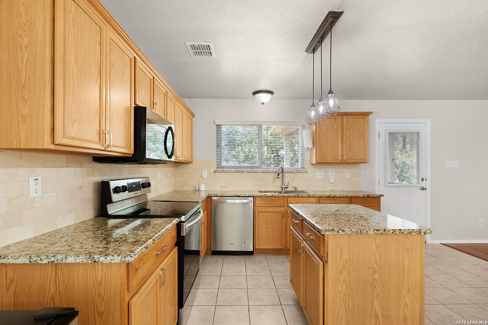128 Goldenrod Cove Cibolo TX 78108