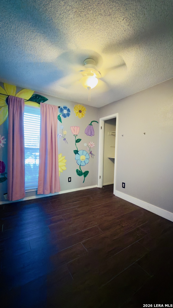 5659 Wood Oak San Antonio TX 78233