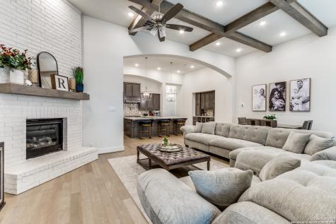 143 Sonrisa Boerne TX 78006