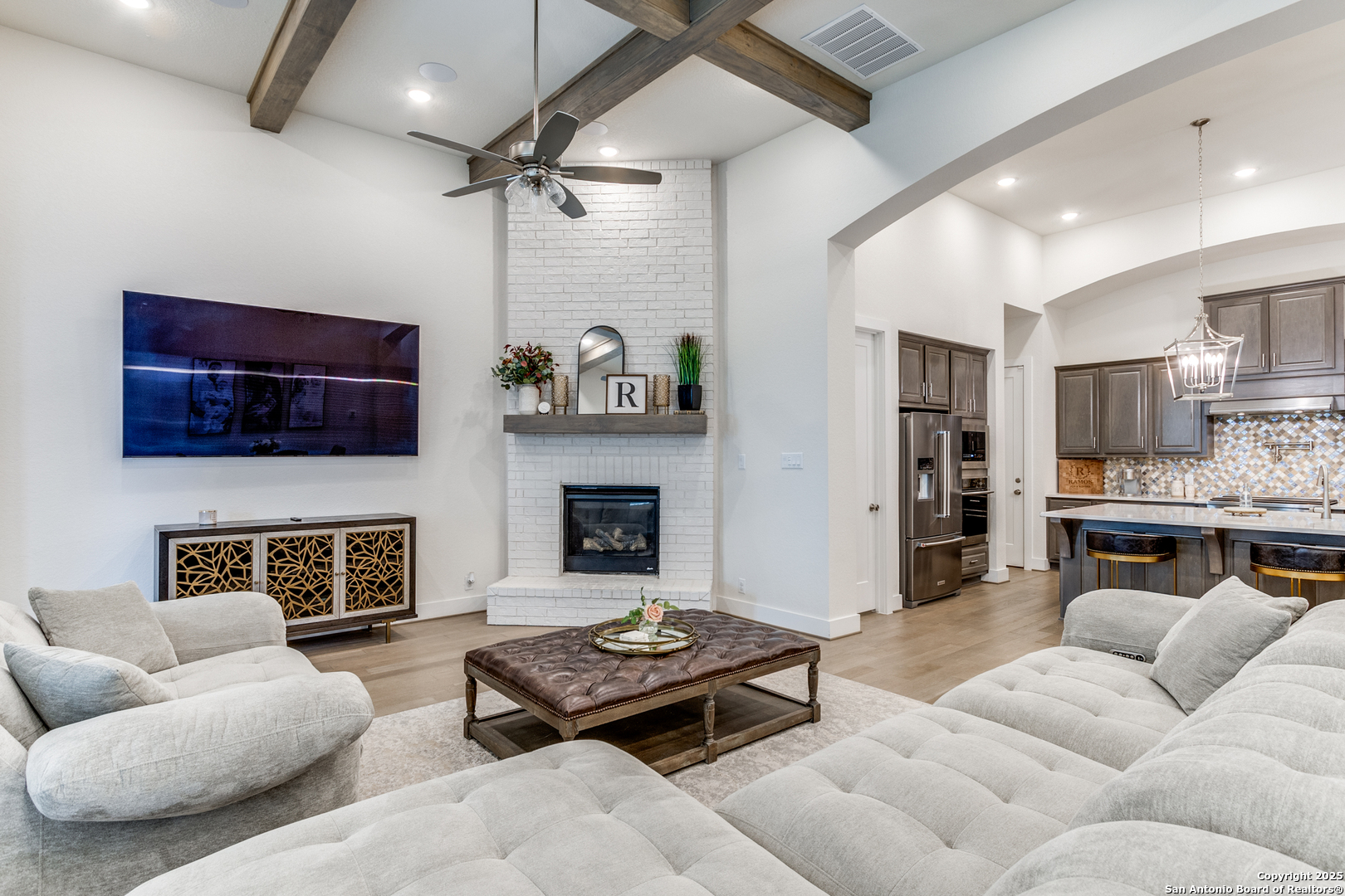 143 Sonrisa Boerne TX 78006