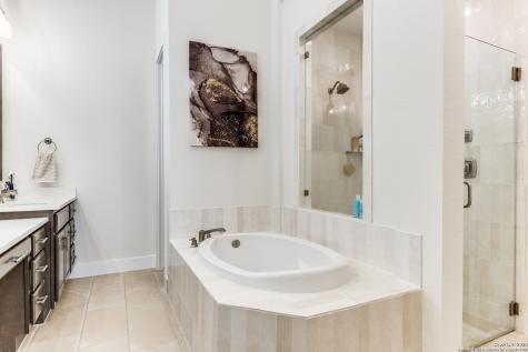 143 Sonrisa Boerne TX 78006