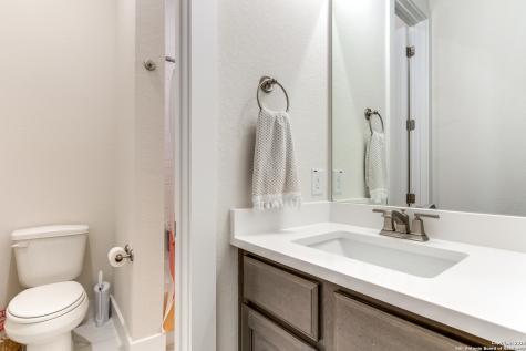 143 Sonrisa Boerne TX 78006