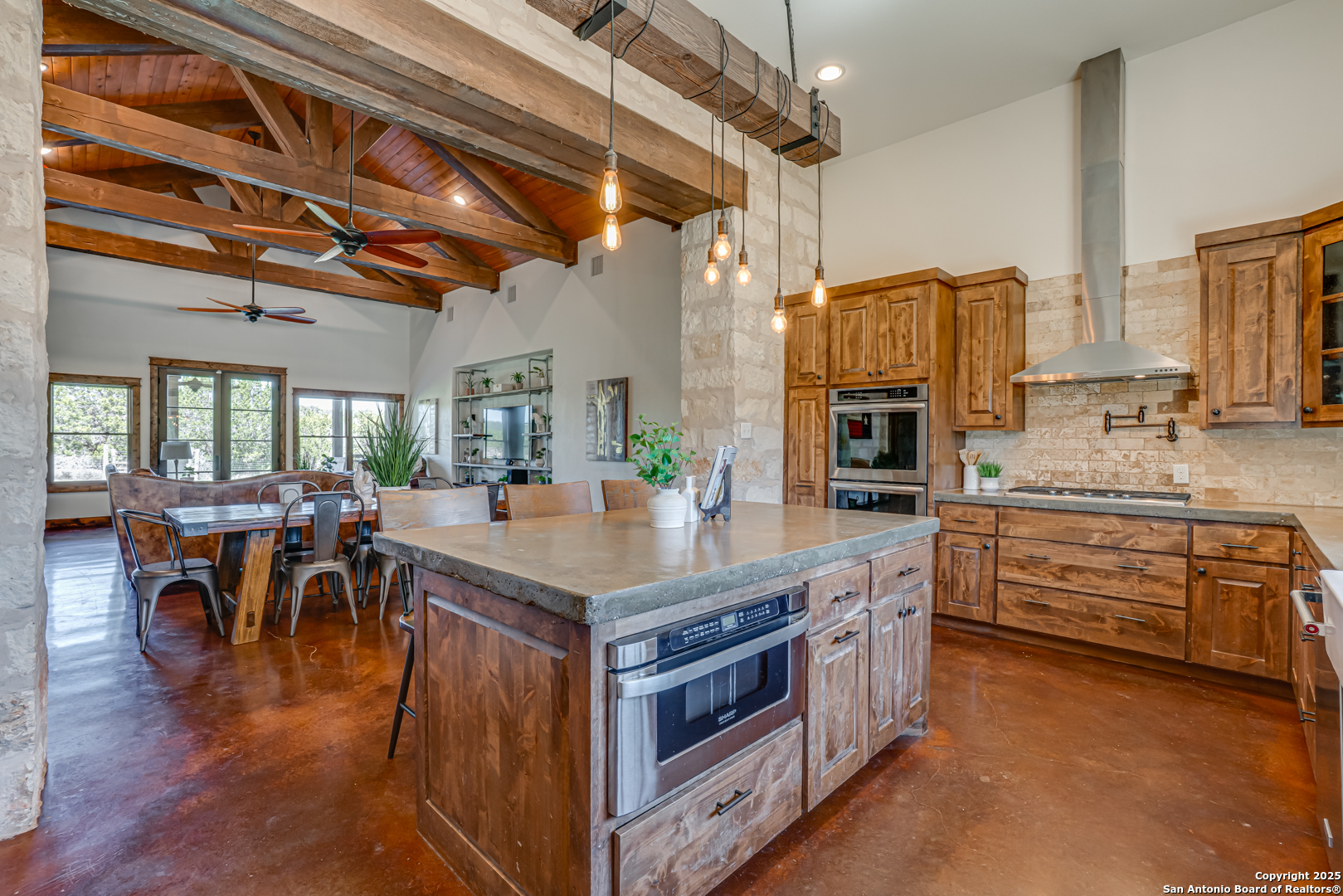 510 Red Oak Boerne TX 78006