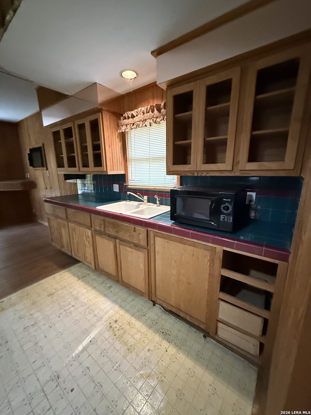 706 E Carson San Antonio TX 78208