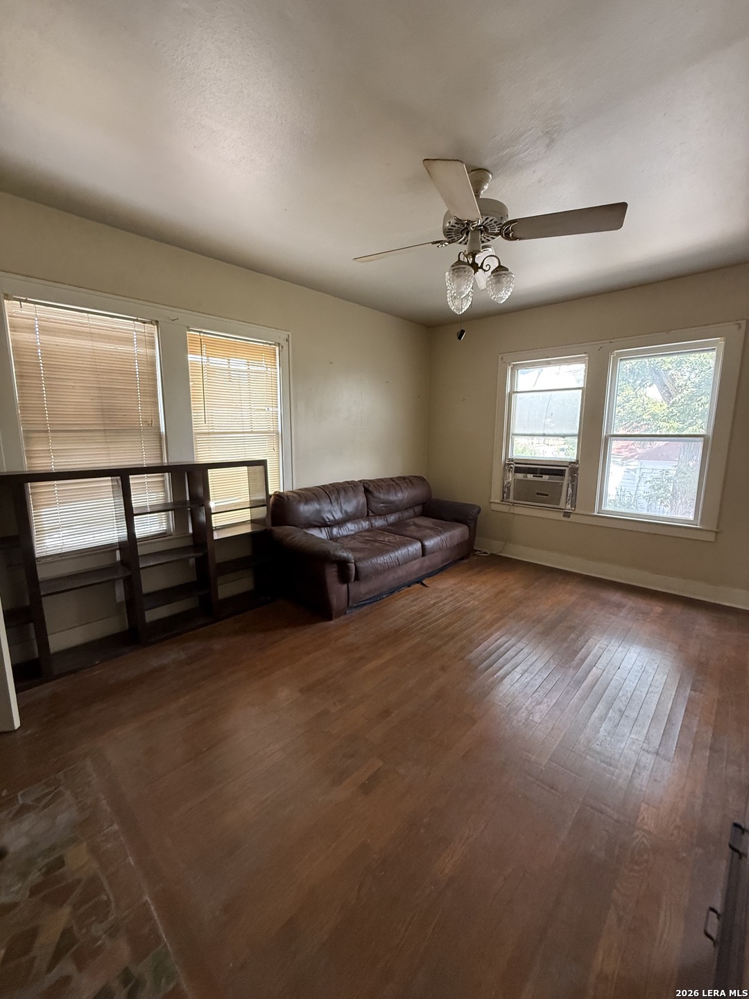 706 E Carson San Antonio TX 78208