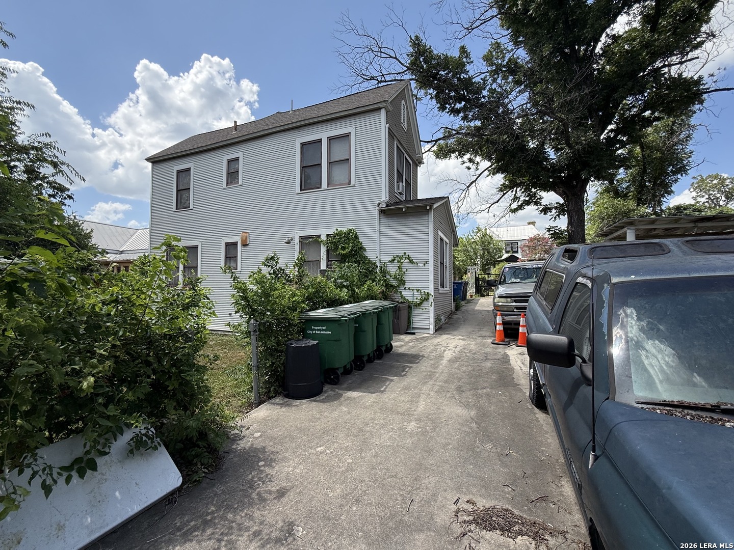 706 E Carson San Antonio TX 78208