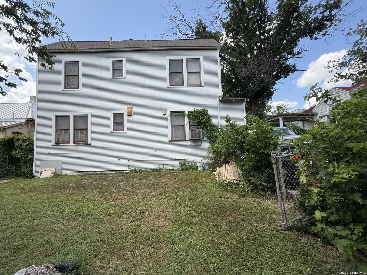 706 E Carson San Antonio TX 78208