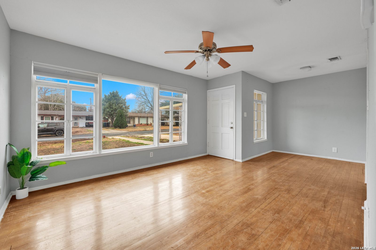 427 Olney San Antonio TX 78209