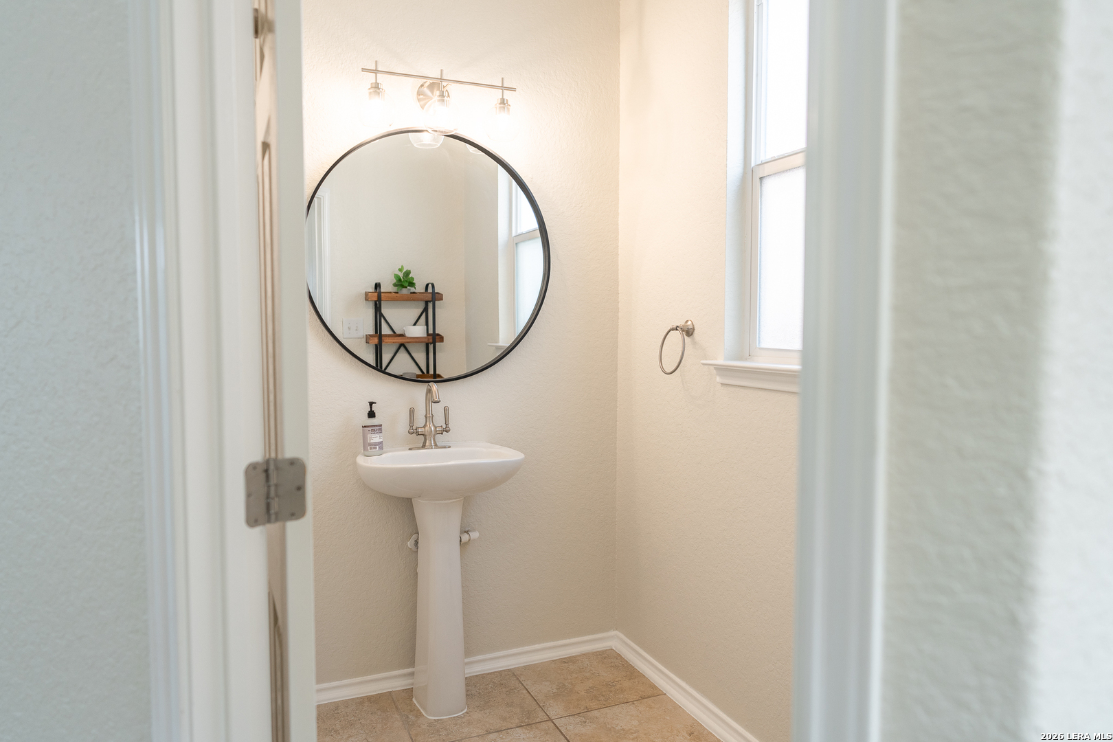 6913 Abbey Falls San Antonio TX 78249