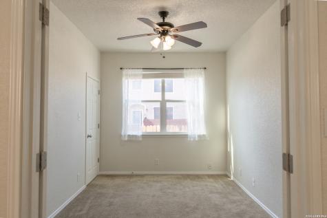 6913 Abbey Falls San Antonio TX 78249