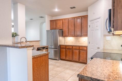 6913 Abbey Falls San Antonio TX 78249