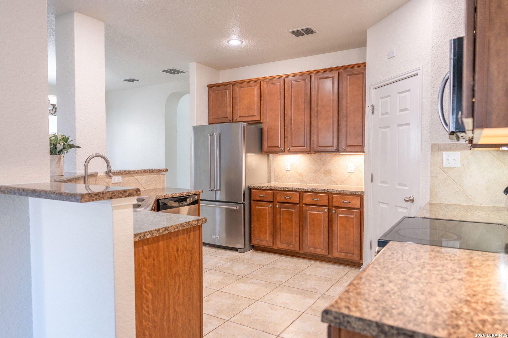 6913 Abbey Falls San Antonio TX 78249