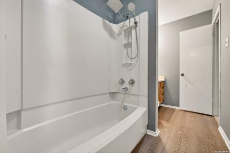 5827 Sun Bay San Antonio TX 78244