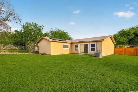 5827 Sun Bay San Antonio TX 78244