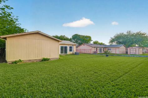5827 Sun Bay San Antonio TX 78244