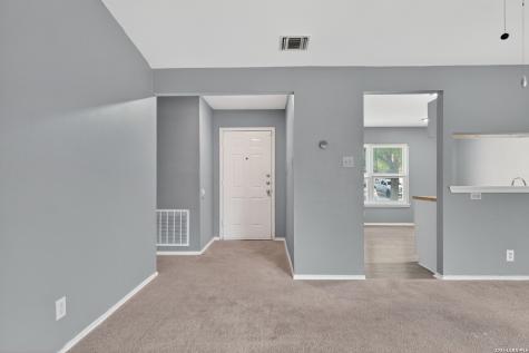 5827 Sun Bay San Antonio TX 78244