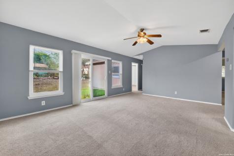 5827 Sun Bay San Antonio TX 78244