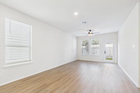 1018 West 1604 North San Antonio TX 78251