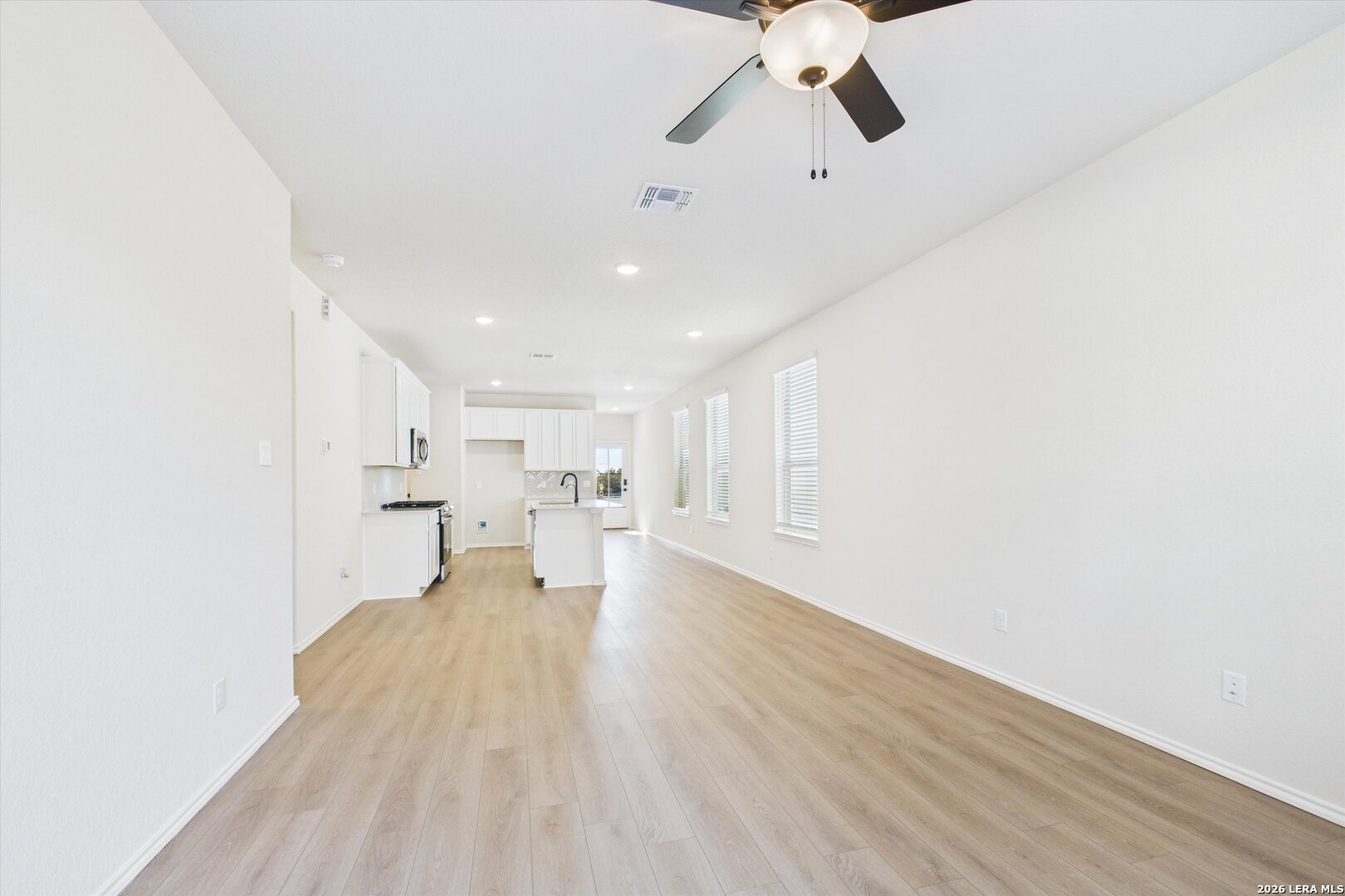 1018 West 1604 North San Antonio TX 78251