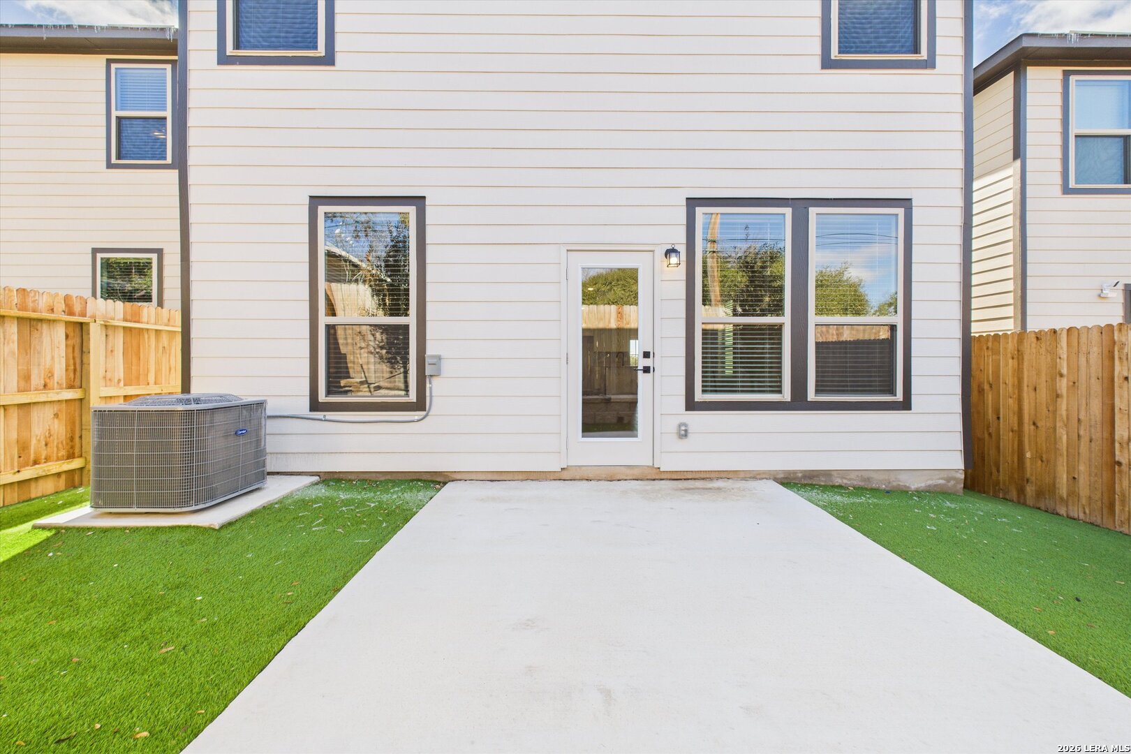 1018 West 1604 North San Antonio TX 78251