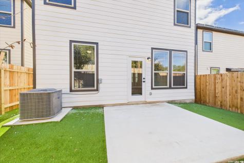 1018 West 1604 North San Antonio TX 78251