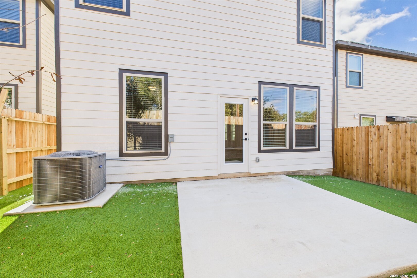 1018 West 1604 North San Antonio TX 78251