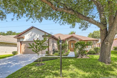 3713 Hunters Glen Schertz TX 78108