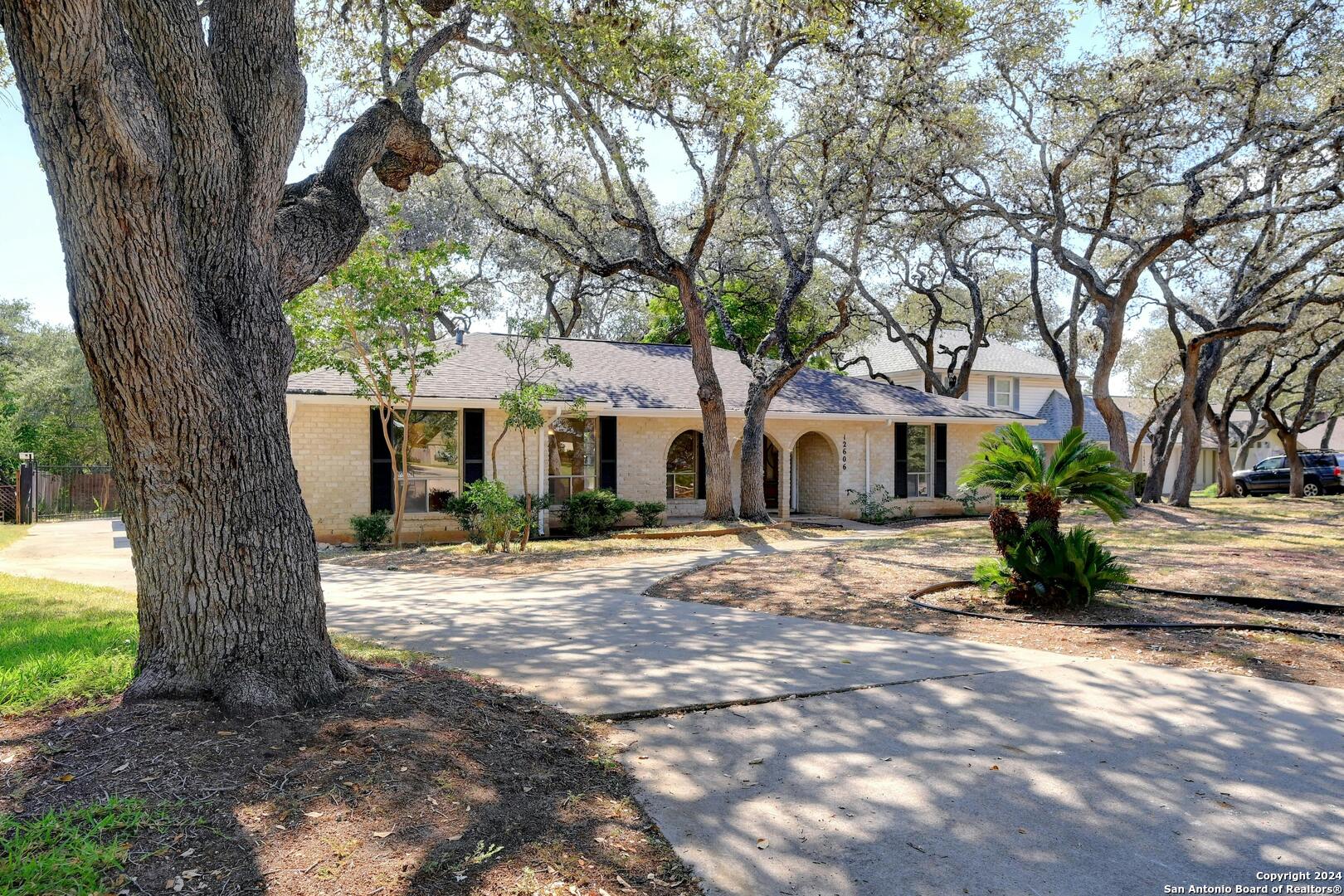 12606 Chateau Forest San Antonio TX 78230