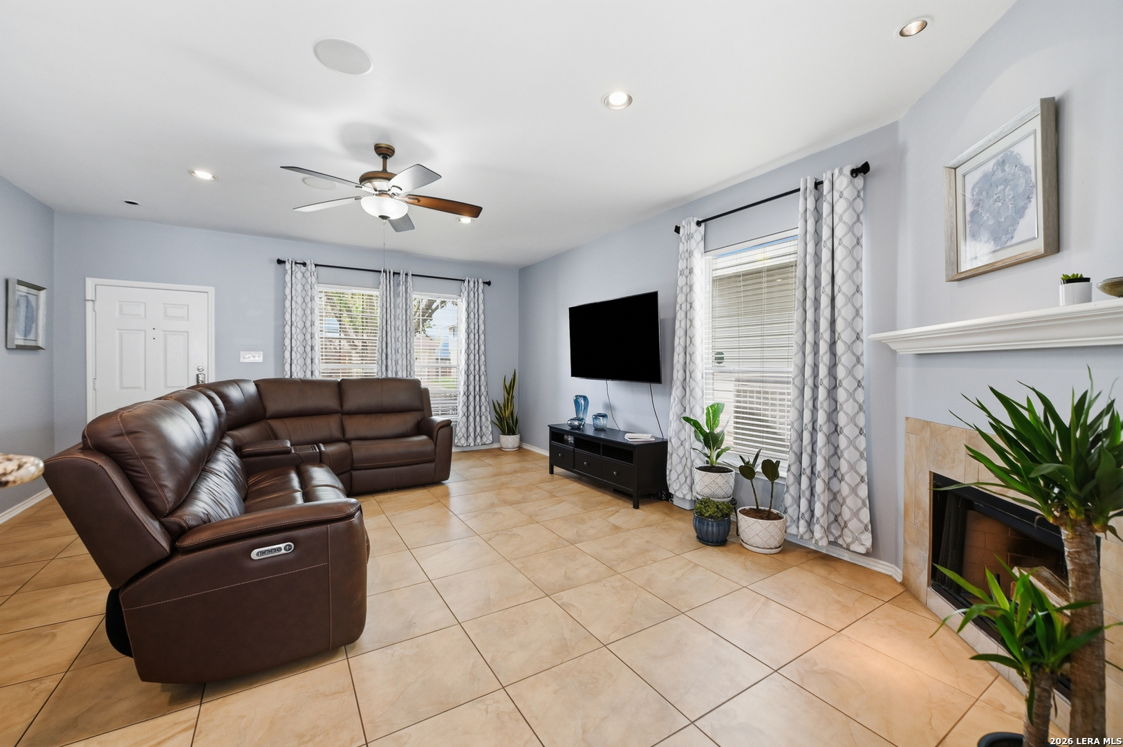 1026 Windmill Palm San Antonio TX 78216
