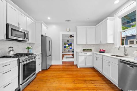 736 E Guenther Street San Antonio TX 78210