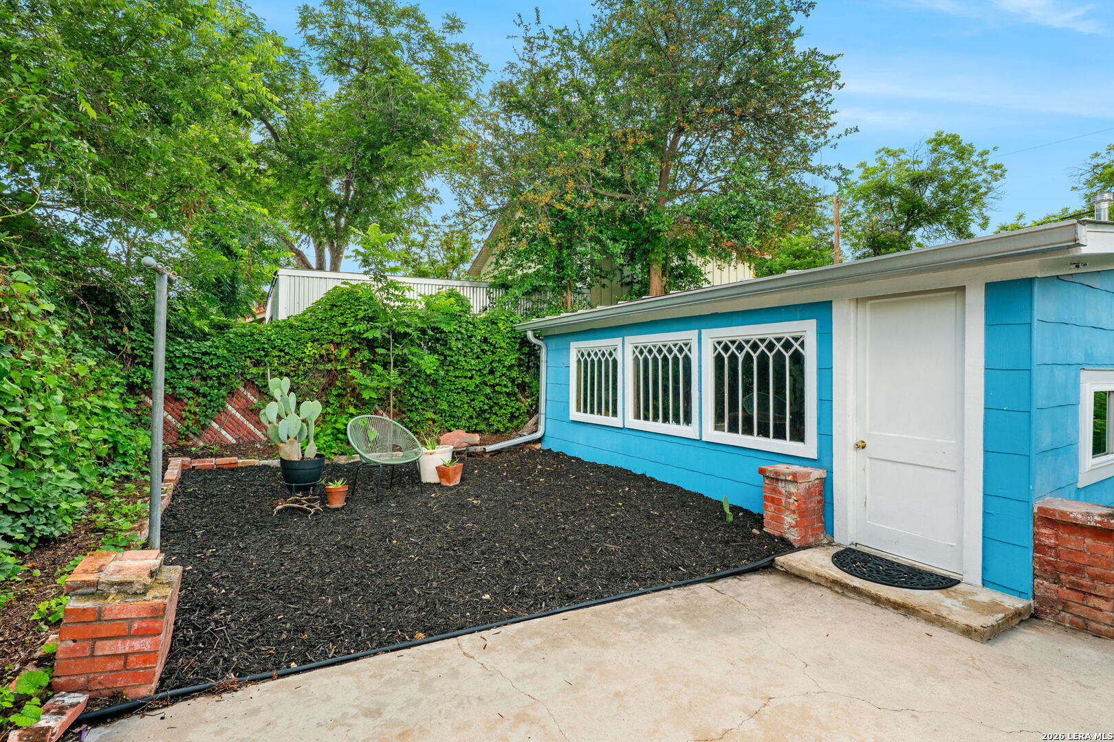 736 E Guenther Street San Antonio TX 78210