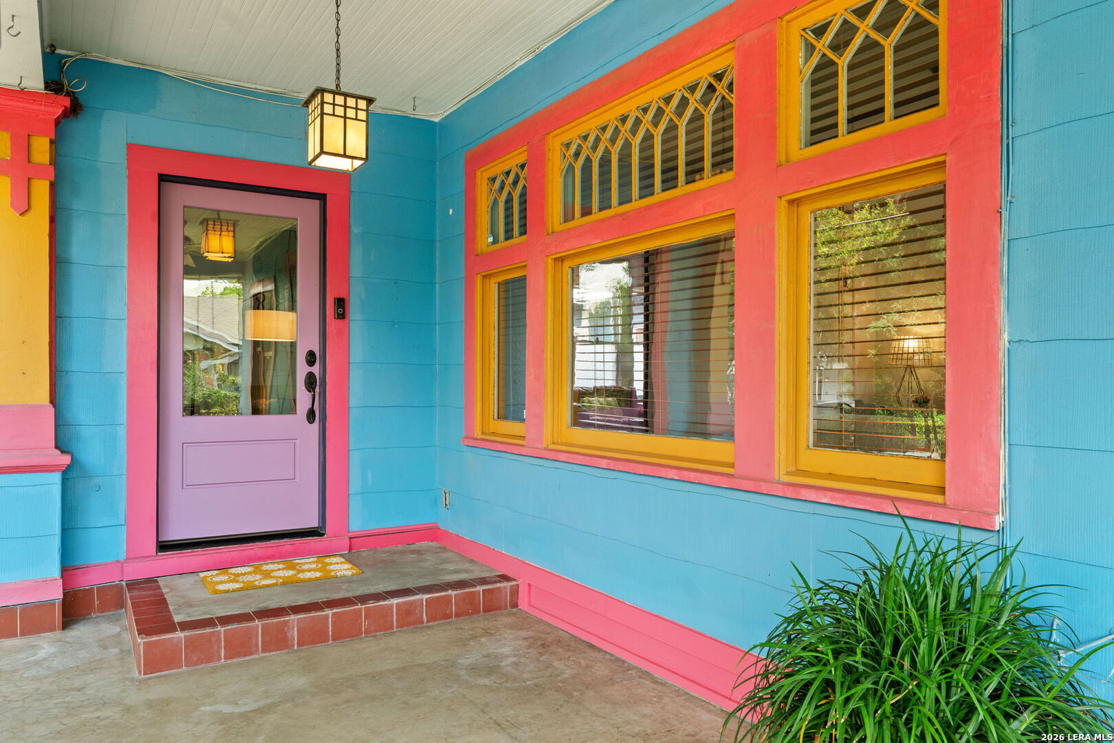 736 E Guenther Street San Antonio TX 78210