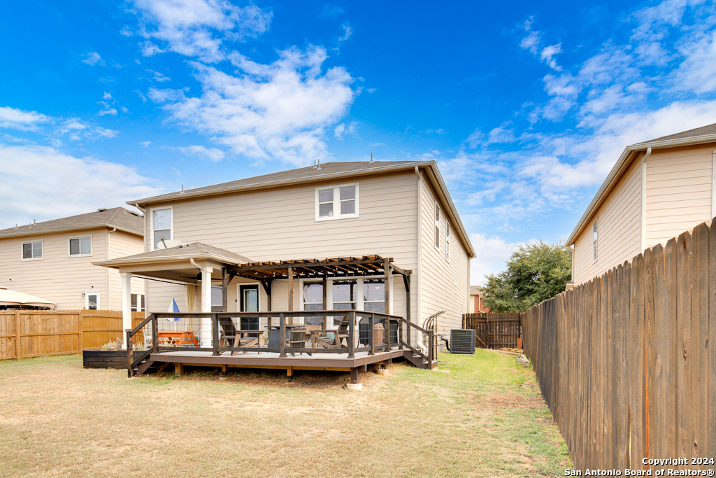 10315 Red Iron Creek Converse TX 78109
