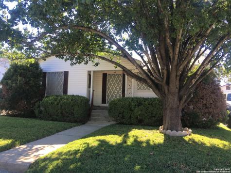 710 W Norwood Court San Antonio TX 78212