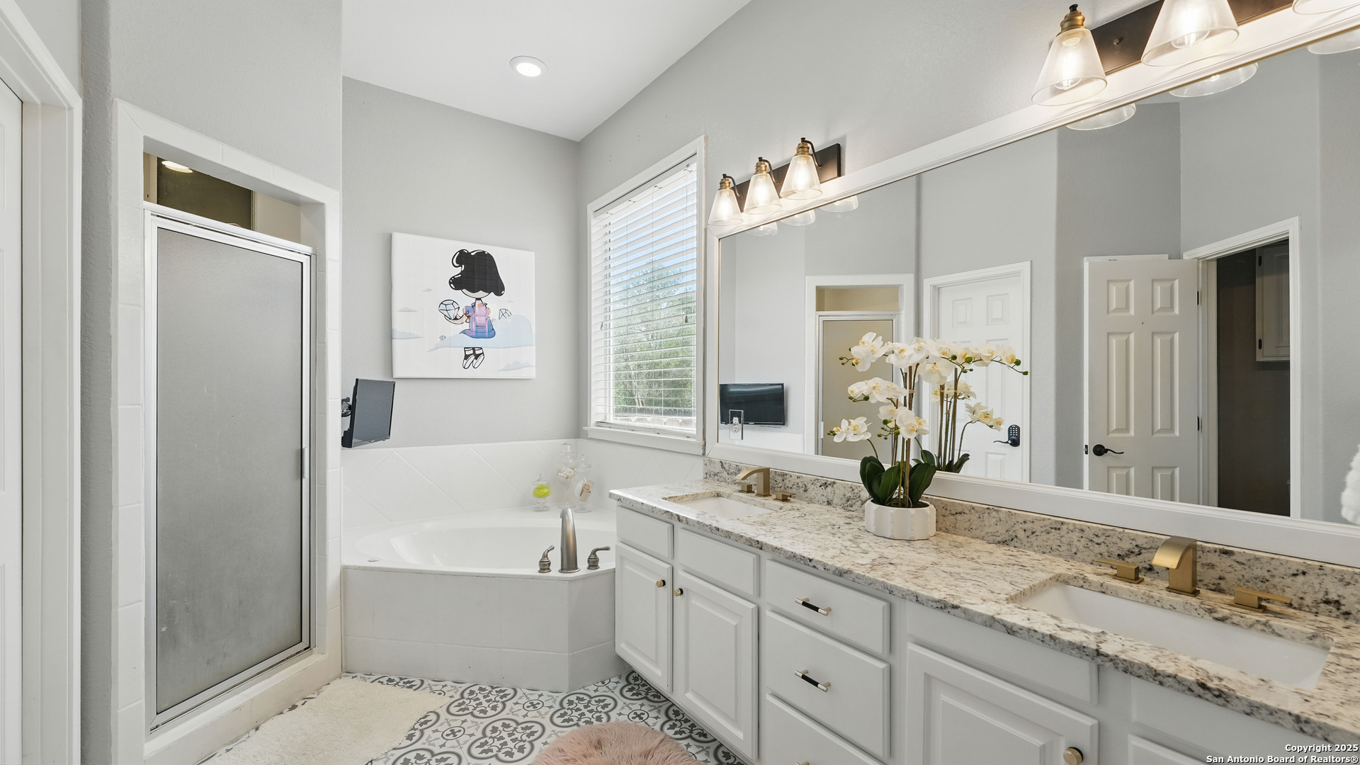 212 Wentworth Spring Branch TX 78070