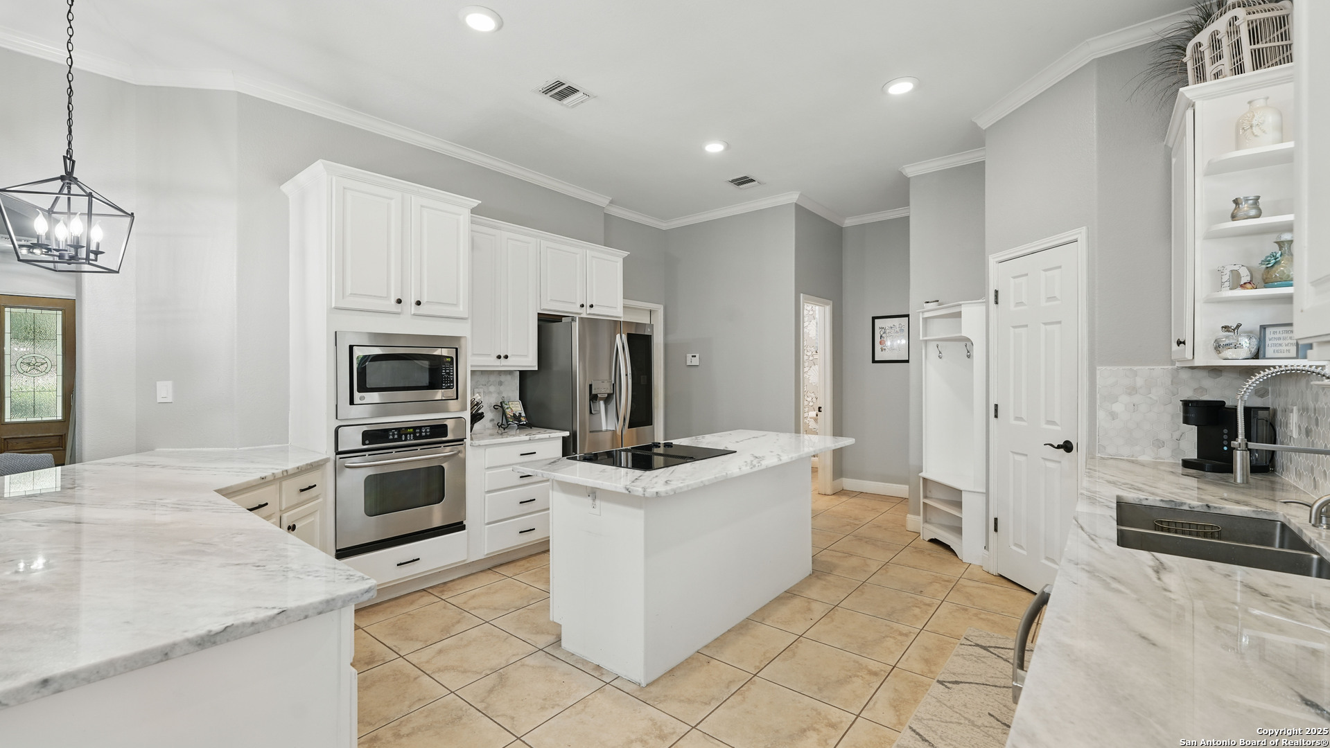 212 Wentworth Spring Branch TX 78070