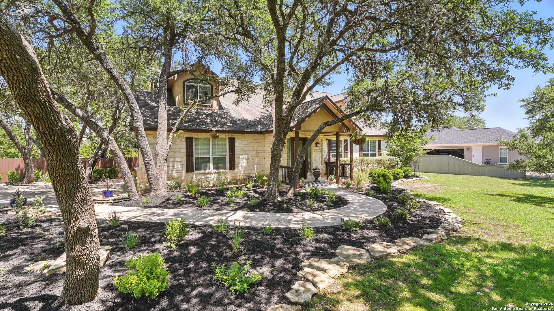 212 Wentworth Spring Branch TX 78070