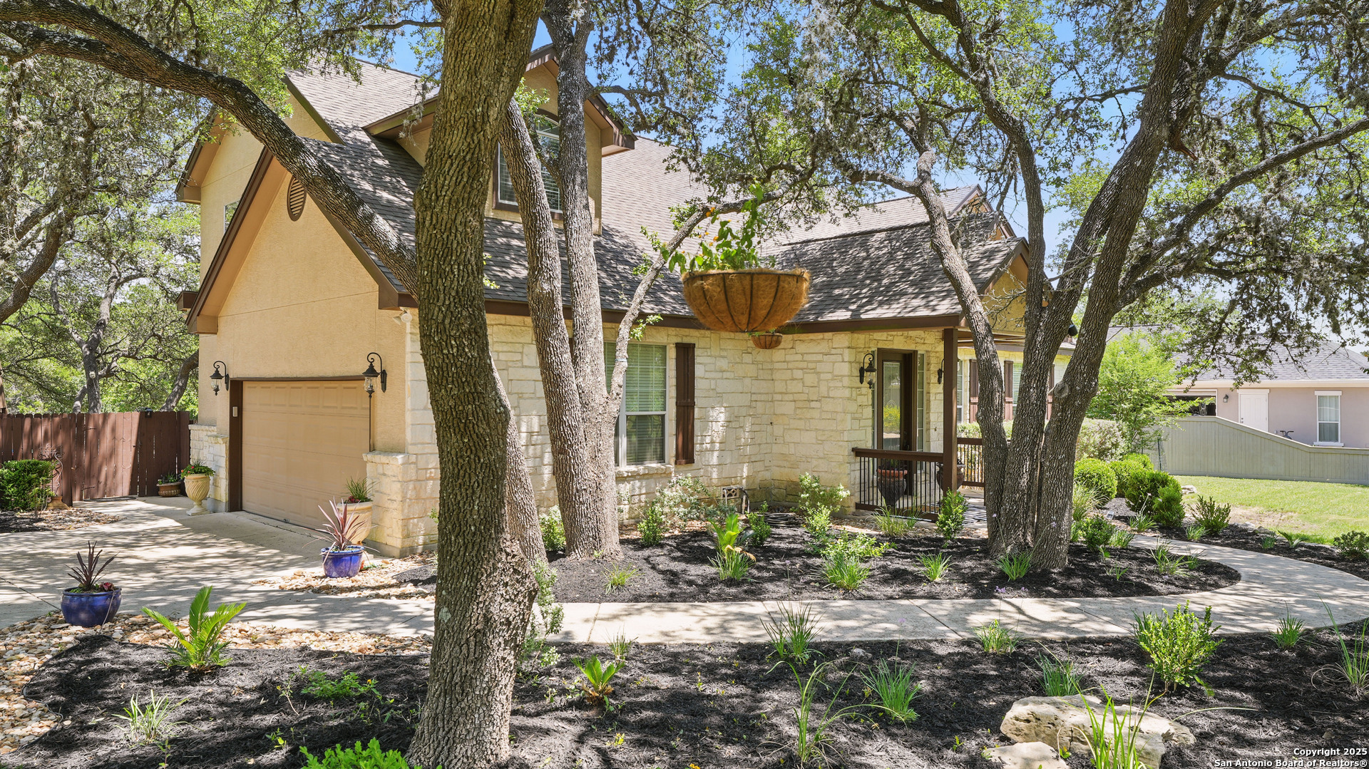 212 Wentworth Spring Branch TX 78070