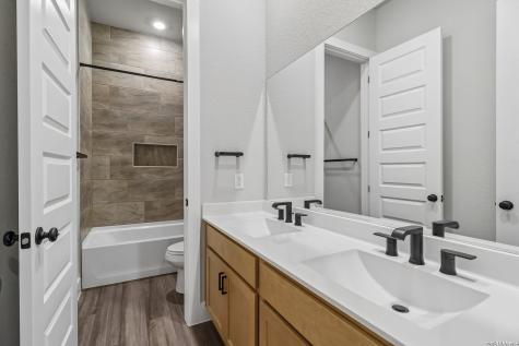 1634 Saddleback Run New Braunfels TX 78130