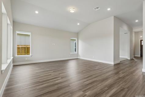 1634 Saddleback Run New Braunfels TX 78130