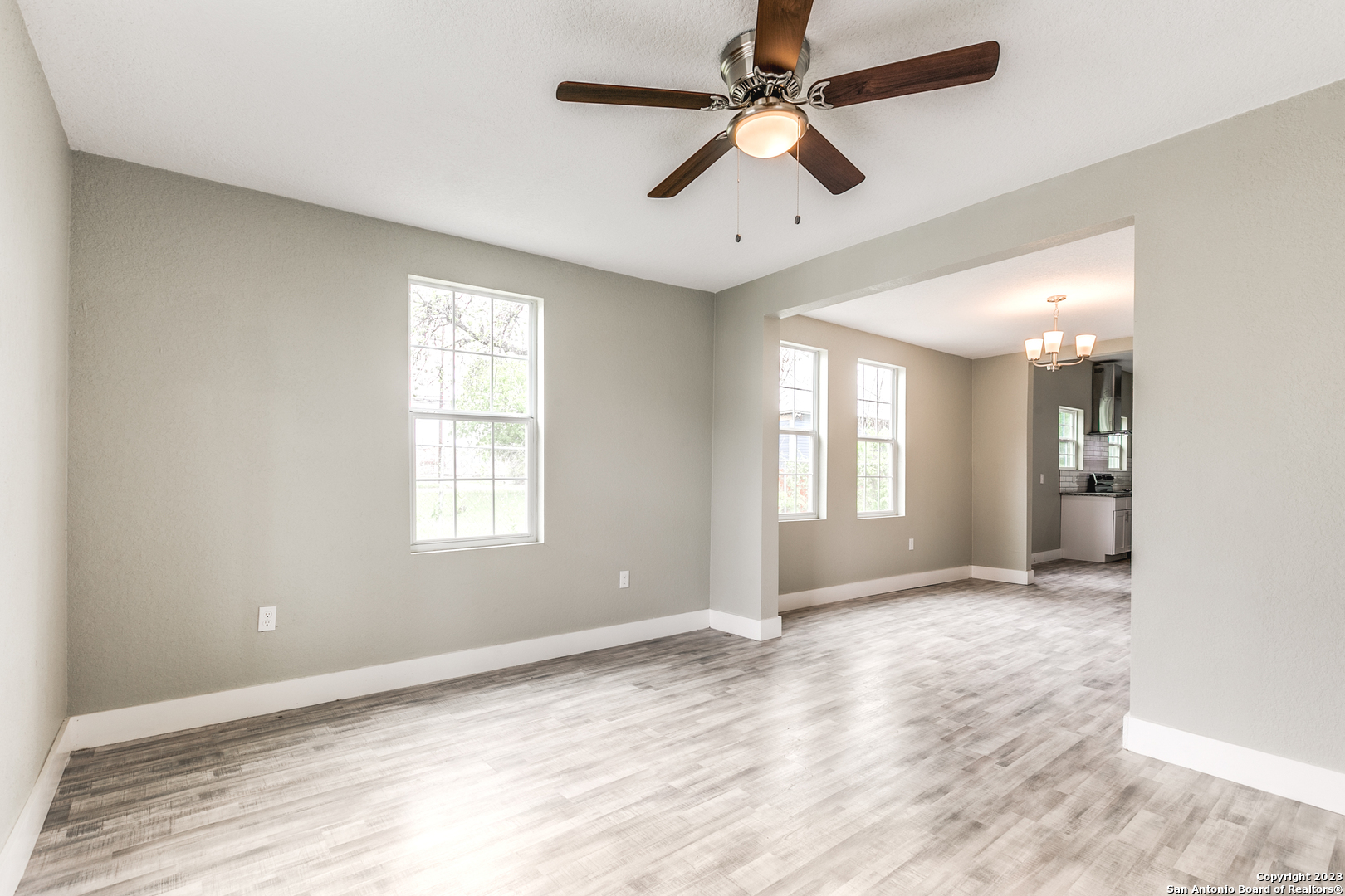 941 W Myrtle Street San Antonio TX 78212