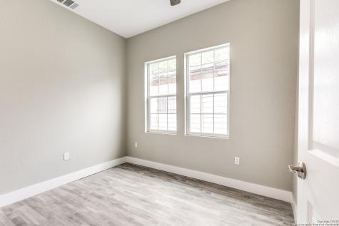 941 W Myrtle Street San Antonio TX 78212