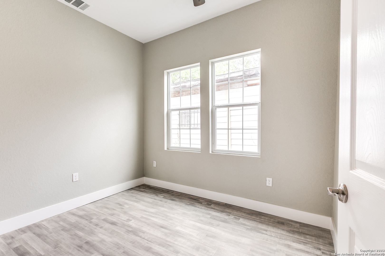 941 W Myrtle Street San Antonio TX 78212