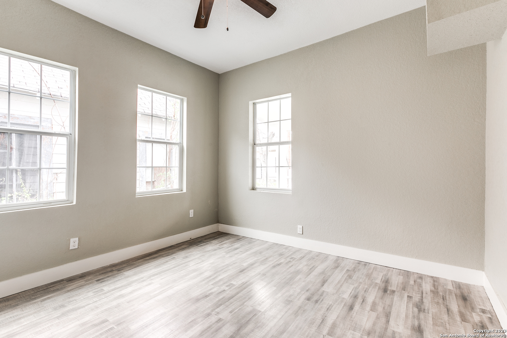 941 W Myrtle Street San Antonio TX 78212