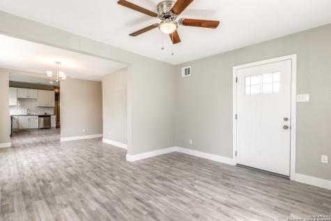 941 W Myrtle Street San Antonio TX 78212